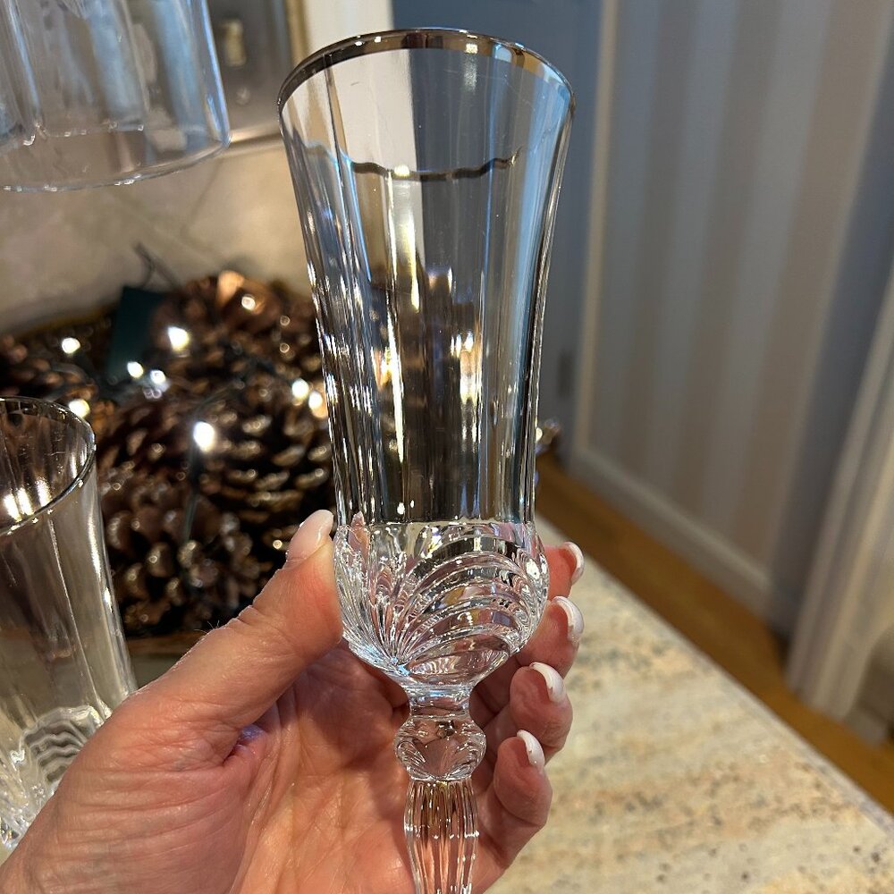 Set of 2 Royal Crystal Rock (RCR) Aurea Platinum Rimmed Champagne Flutes